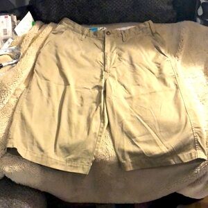 Volcom Khaki Shorts, size 30